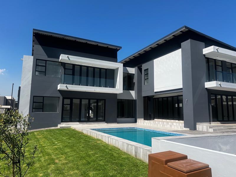 5 Bedroom Property for Sale in Midstream Heights Gauteng