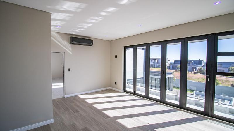 5 Bedroom Property for Sale in Midstream Heights Gauteng