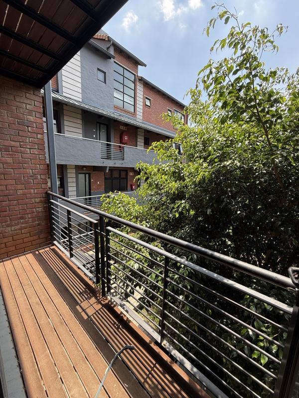 2 Bedroom Property for Sale in Atholl Gauteng