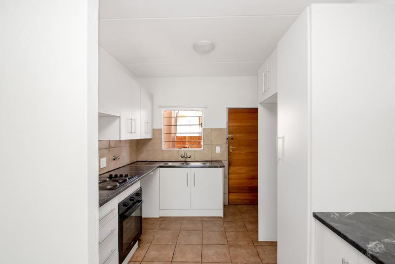 To Let 2 Bedroom Property for Rent in Sundowner Gauteng