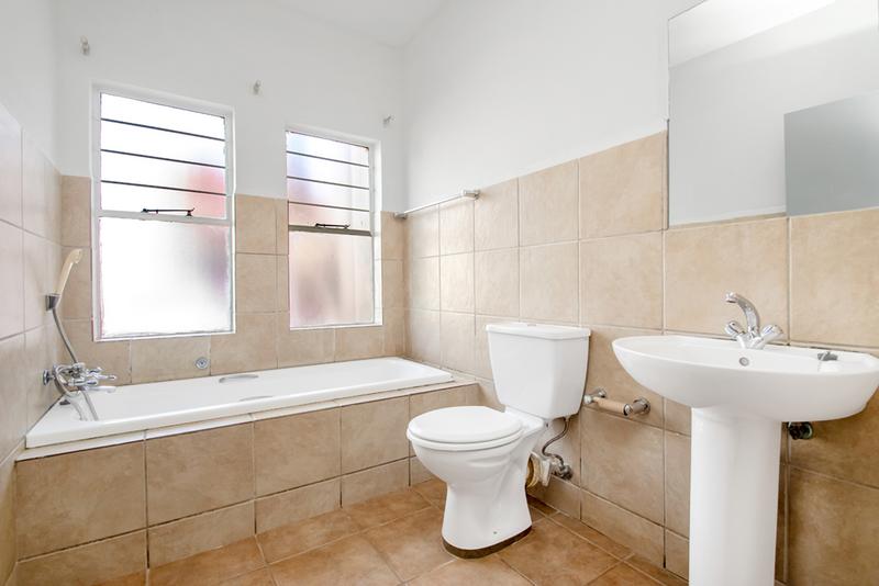 To Let 2 Bedroom Property for Rent in Sundowner Gauteng