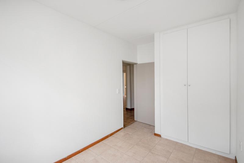 To Let 2 Bedroom Property for Rent in Sundowner Gauteng