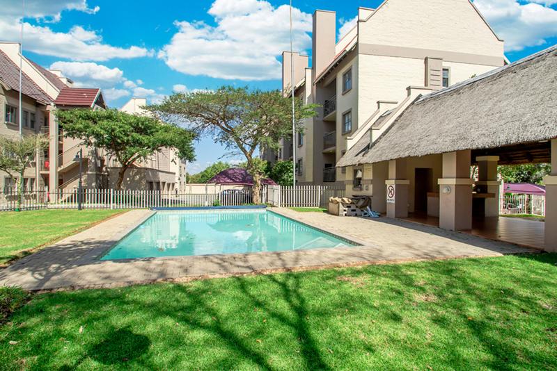 To Let 2 Bedroom Property for Rent in Sundowner Gauteng