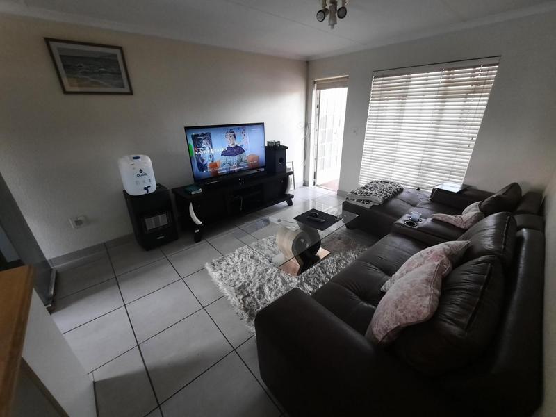 To Let 1 Bedroom Property for Rent in Elardus Park Gauteng