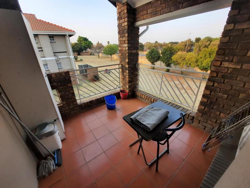 To Let 1 Bedroom Property for Rent in Elardus Park Gauteng