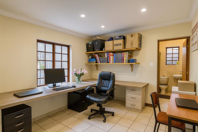 3 Bedroom Property for Sale in Elardus Park Gauteng