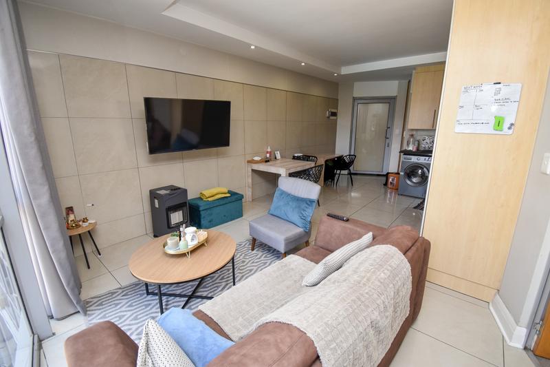 To Let 1 Bedroom Property for Rent in Sandown Gauteng