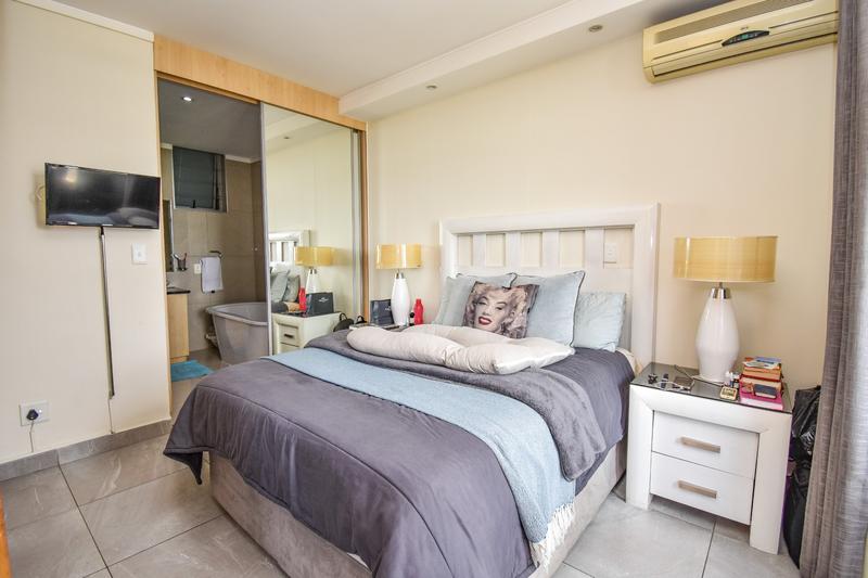 To Let 1 Bedroom Property for Rent in Sandown Gauteng