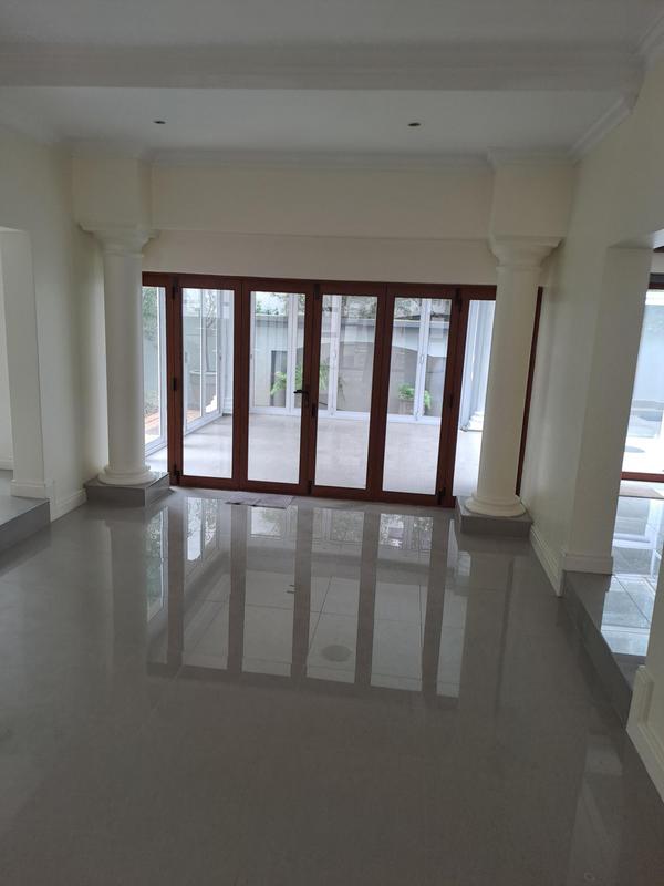 To Let 4 Bedroom Property for Rent in Northcliff Gauteng
