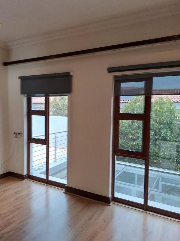 To Let 4 Bedroom Property for Rent in Northcliff Gauteng