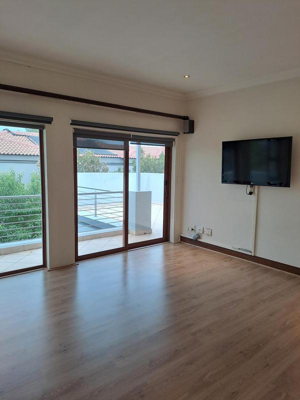 To Let 4 Bedroom Property for Rent in Northcliff Gauteng