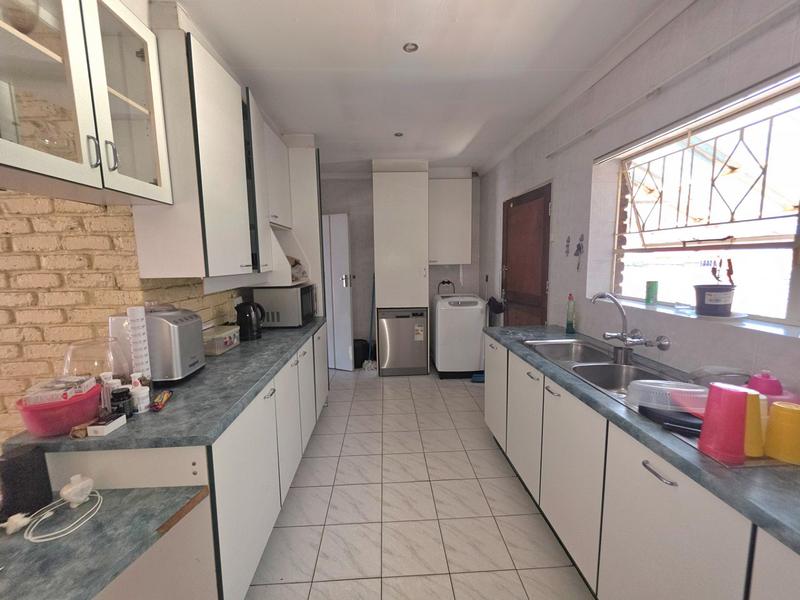 3 Bedroom Property for Sale in Sunward Park Gauteng