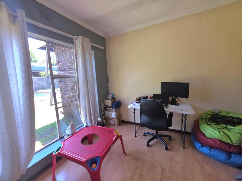 3 Bedroom Property for Sale in Sunward Park Gauteng