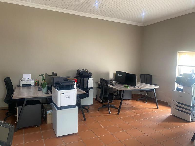 To Let commercial Property for Rent in Clubview Gauteng