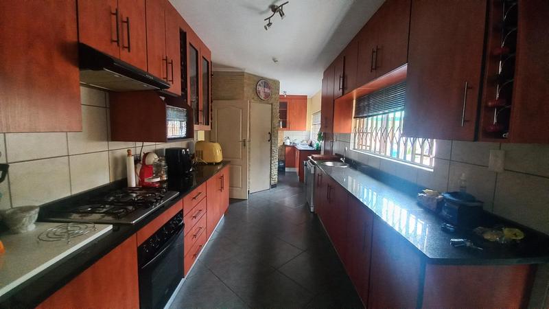 4 Bedroom Property for Sale in Kameeldrift East Gauteng