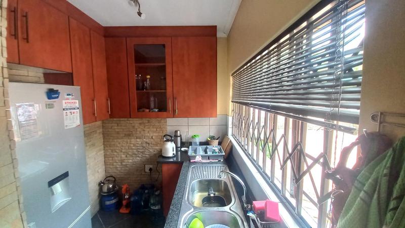 4 Bedroom Property for Sale in Kameeldrift East Gauteng