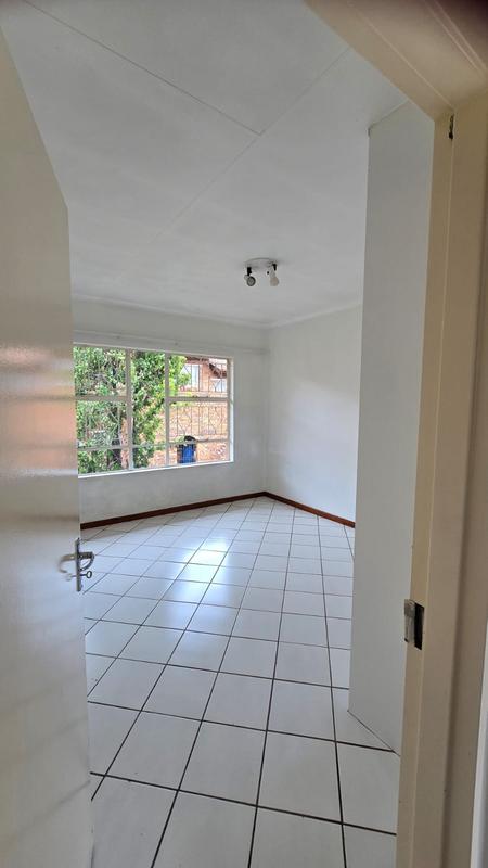 To Let 2 Bedroom Property for Rent in Vorna Valley Gauteng