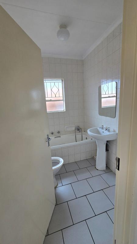 To Let 2 Bedroom Property for Rent in Vorna Valley Gauteng