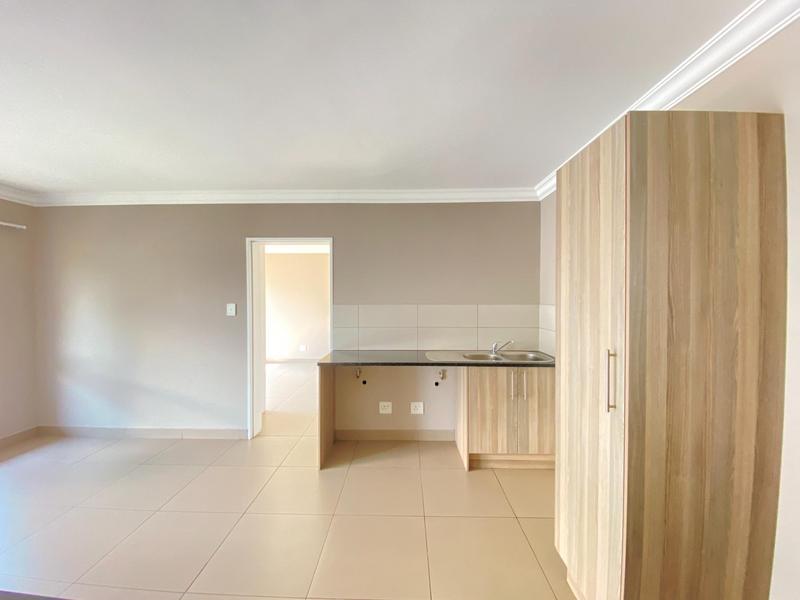 1 Bedroom Property for Sale in Broadacres Gauteng