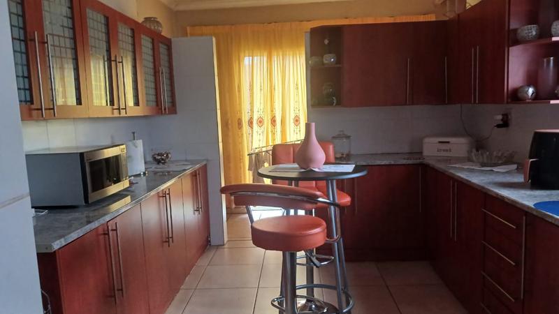 3 Bedroom Property for Sale in Clayville Gauteng