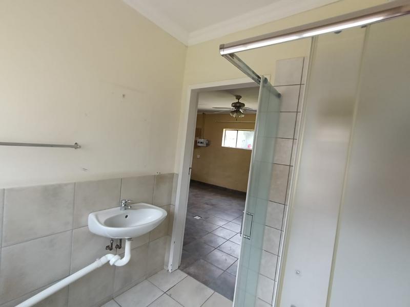 To Let 2 Bedroom Property for Rent in Petersfield Gauteng