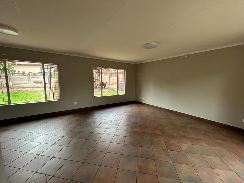 To Let 3 Bedroom Property for Rent in The Reeds Gauteng