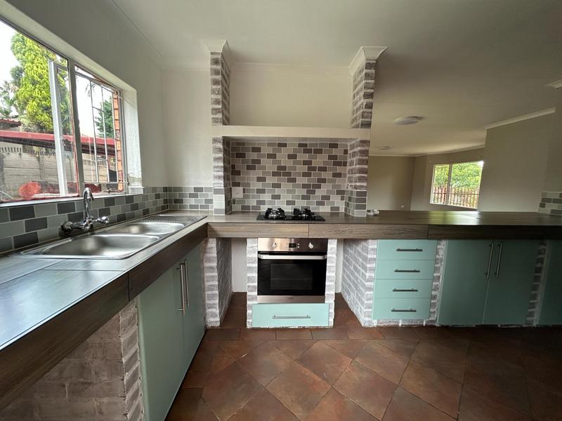 To Let 3 Bedroom Property for Rent in The Reeds Gauteng