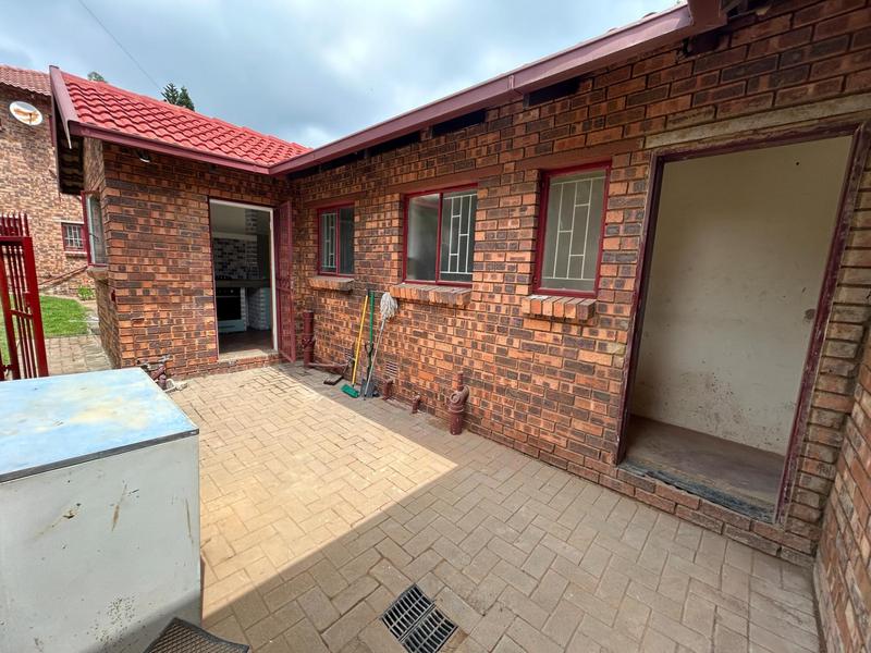 To Let 3 Bedroom Property for Rent in The Reeds Gauteng