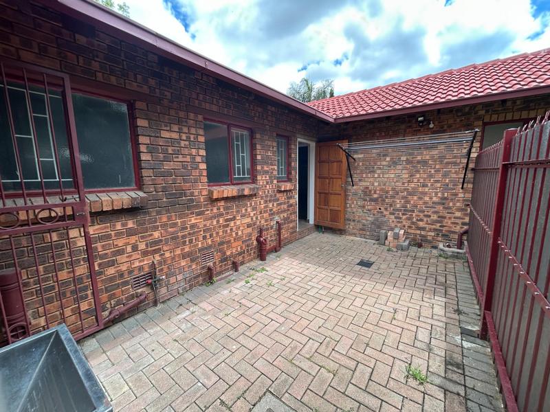 To Let 3 Bedroom Property for Rent in The Reeds Gauteng
