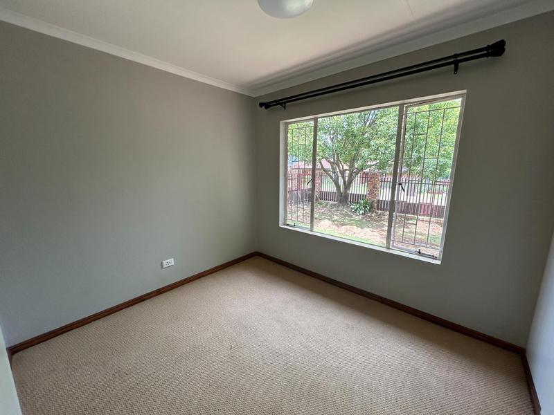 To Let 3 Bedroom Property for Rent in The Reeds Gauteng