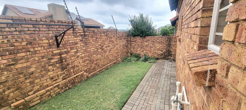 3 Bedroom Property for Sale in Amberfield Gauteng