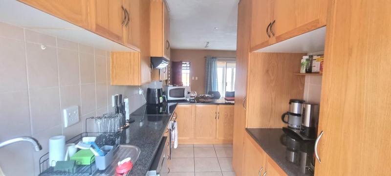 3 Bedroom Property for Sale in Amberfield Gauteng