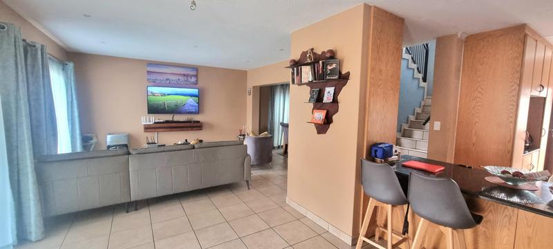 3 Bedroom Property for Sale in Amberfield Gauteng