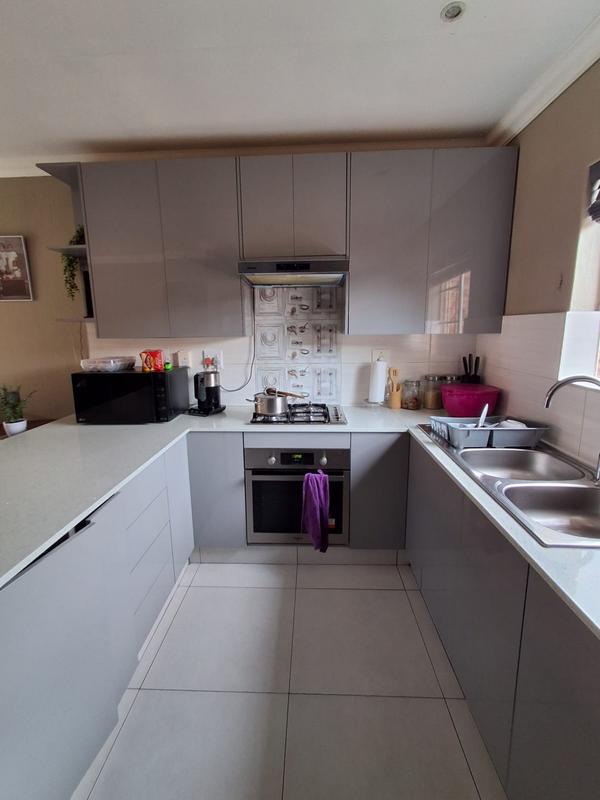 3 Bedroom Property for Sale in Heuwelsig Estate Gauteng