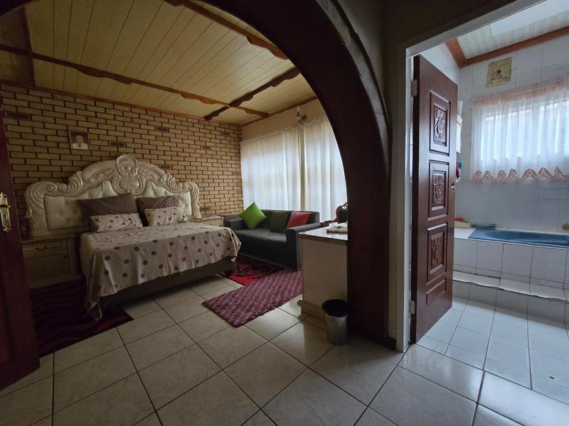 3 Bedroom Property for Sale in Mohlakeng Gauteng