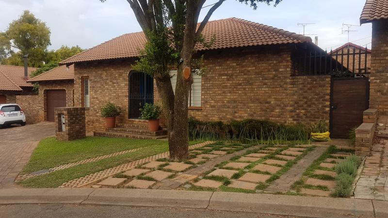 To Let 4 Bedroom Property for Rent in Jukskei Park Gauteng