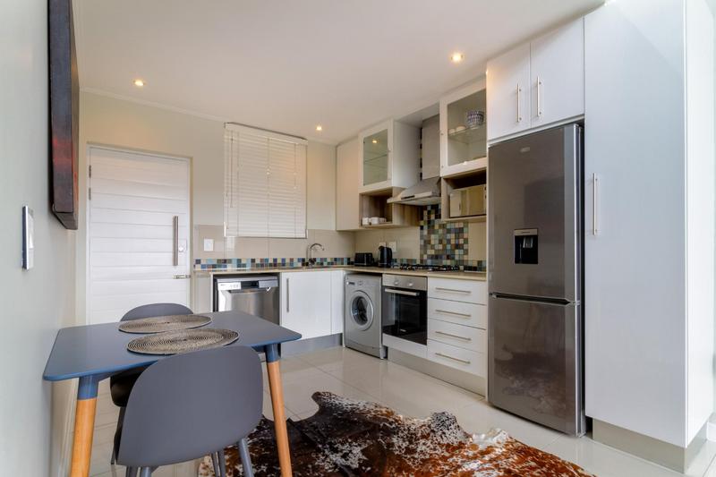 2 Bedroom Property for Sale in Rosebank Gauteng