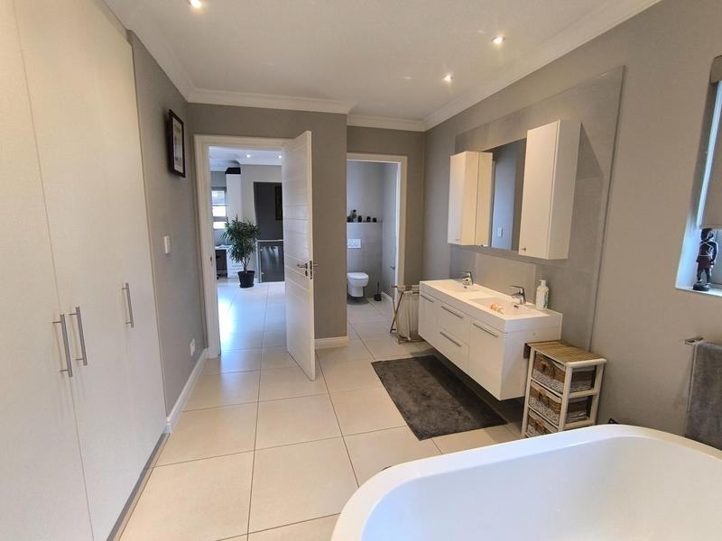 3 Bedroom Property for Sale in Muldersdrift Gauteng
