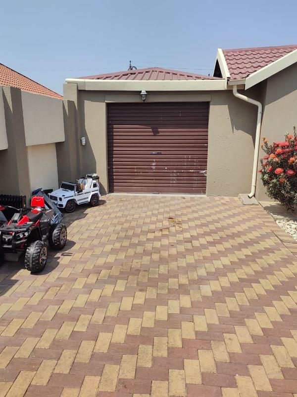 3 Bedroom Property for Sale in Naturena Gauteng