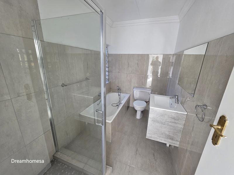 To Let 2 Bedroom Property for Rent in Morningside Gauteng