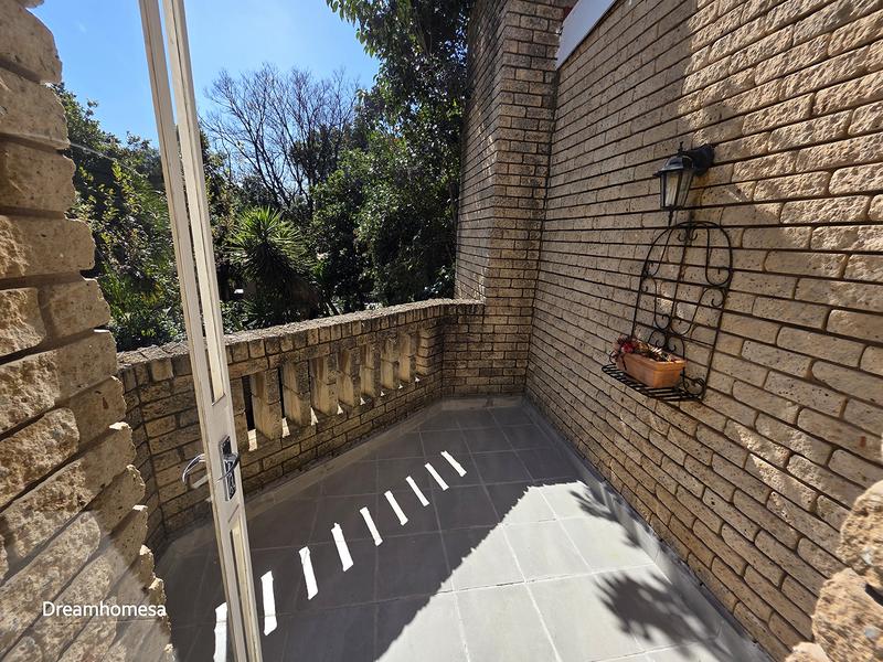 To Let 2 Bedroom Property for Rent in Morningside Gauteng
