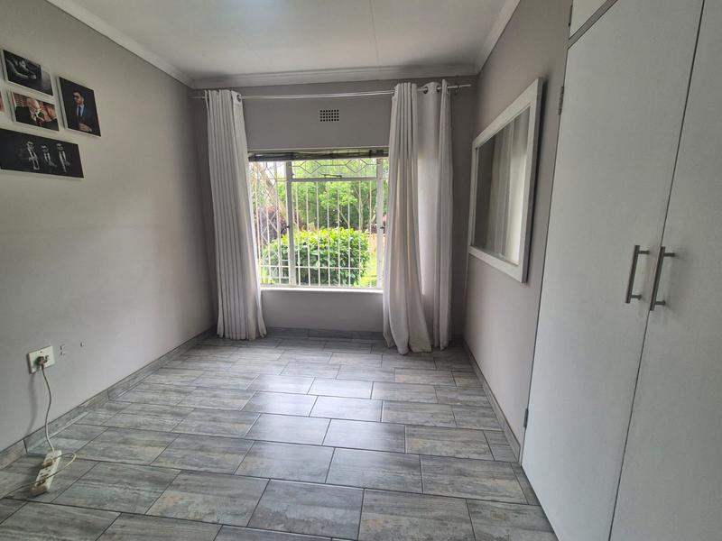 4 Bedroom Property for Sale in Brackendowns Gauteng