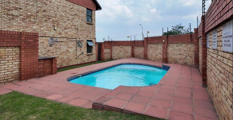 2 Bedroom Property for Sale in Meyersdal Gauteng