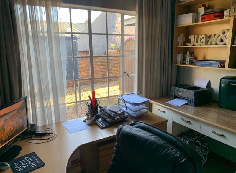 3 Bedroom Property for Sale in Vanderbijlpark SE 3 Gauteng