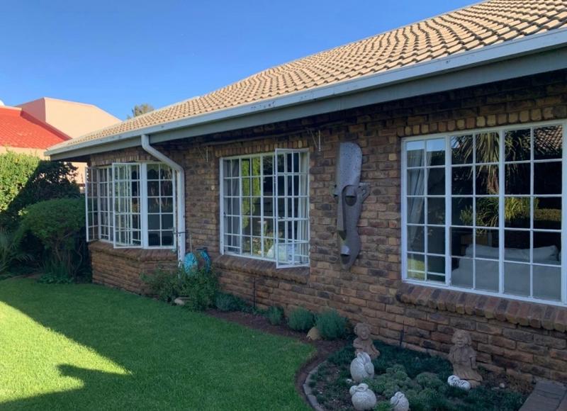3 Bedroom Property for Sale in Vanderbijlpark SE 3 Gauteng