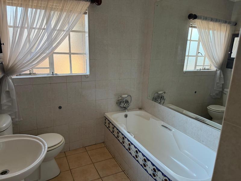 3 Bedroom Property for Sale in Vanderbijlpark SE 3 Gauteng