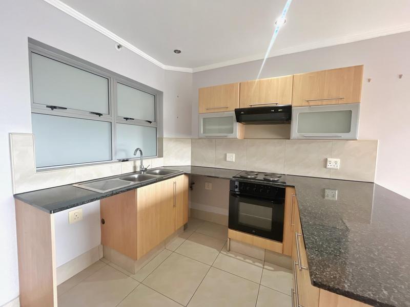 To Let 1 Bedroom Property for Rent in Sandhurst Gauteng