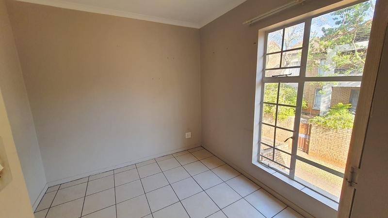 To Let 2 Bedroom Property for Rent in Olympus AH Gauteng