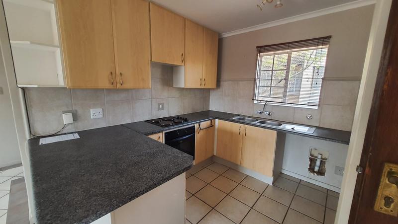 To Let 2 Bedroom Property for Rent in Olympus AH Gauteng