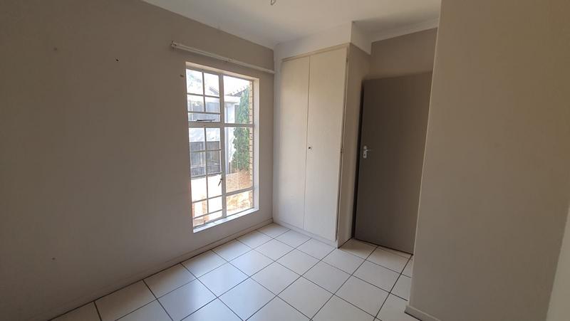 To Let 2 Bedroom Property for Rent in Olympus AH Gauteng